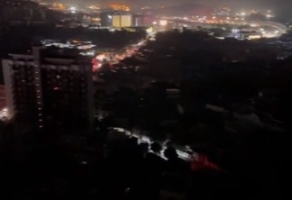 Vídeo divulgado pela vereadora Benny Briolly mostra parte do Centro de Niterói e Bairro de Fátima no escuro, na noite desta quinta-feira (09). Assista abaixo.