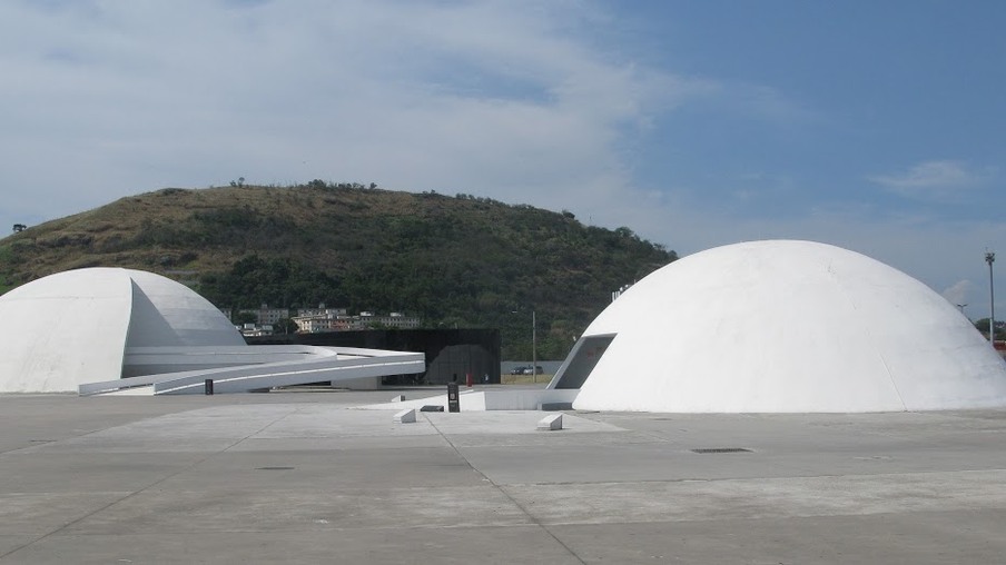 CIDADE: Prefeito de Niterói, Rodrigo Neves, recebe 40 gestores de cidades latino-americanas, nesta quarta-feira, no Caminho Niemeyer