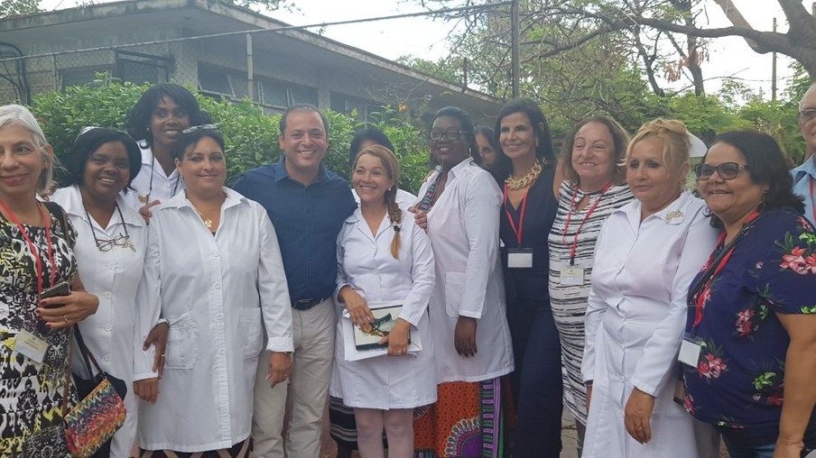 Niterói renova parceria com Ministério da Saúde de Cuba