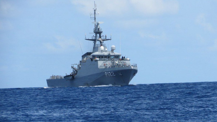 Marinha e PF apreendem barco com grande quantidade de cocaína