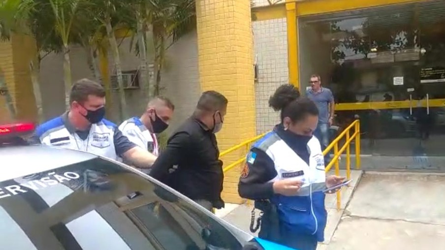 Falso agente do INSS é preso em Niterói