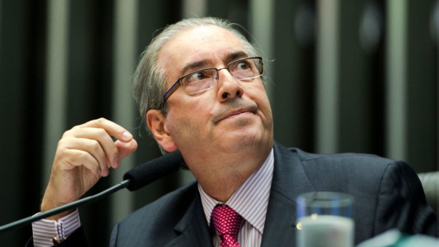 POLÍTICA: Parecer sobre Cunha será entregue hoje ao Conselho de Ética da Câmara