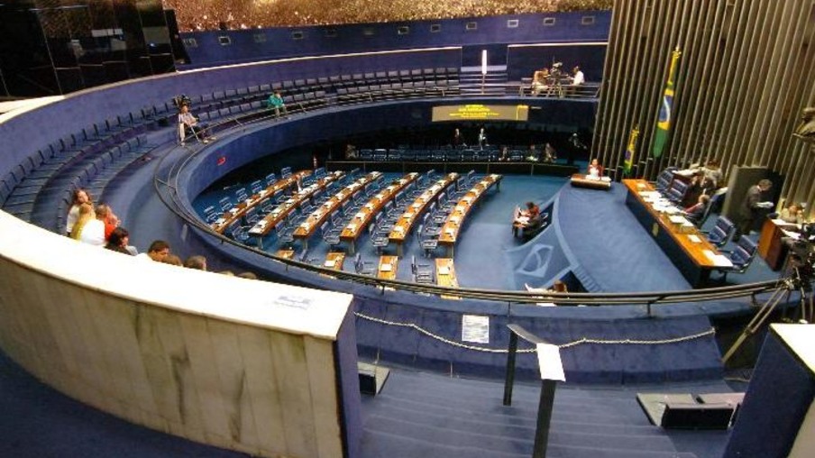 POLÍTICA: Começa sessão do Senado que decidirá futuro de Dilma Rousseff na presidência