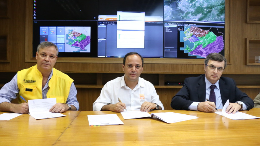 CIDADE: Prefeito de Niterói anuncia ampliação do sistema de monitoramento do Cisp