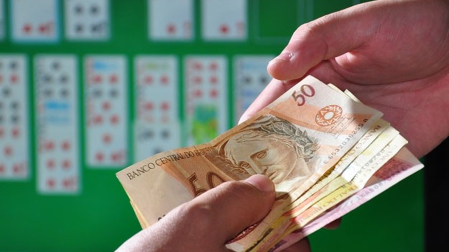 PAÍS: Legalização de jogos de azar ainda divide opiniões