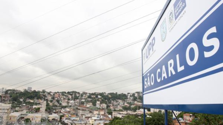 RIO: Bala perdida mata menina em morro no centro do Rio