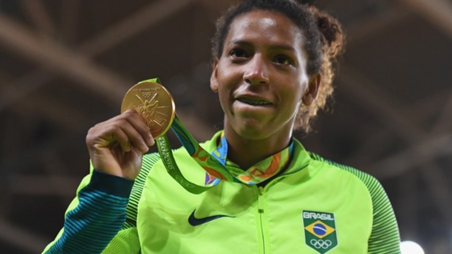 RIO 2016: Judoca Rafaela Silva dá primeira medalha de ouro ao Brasil
