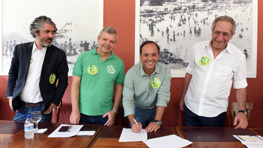 POLÍTICA: Rodrigo Neves assina ‘Carta Verde de Niterói’