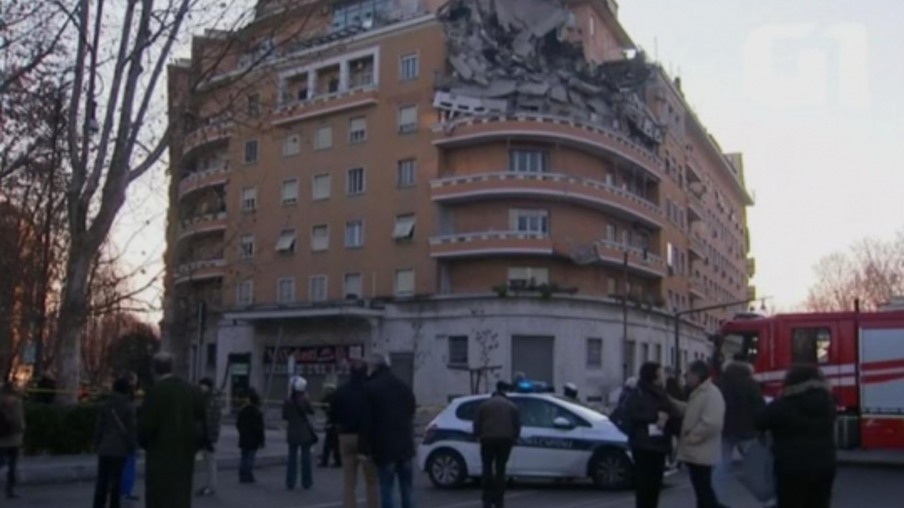 MUNDO: Prédio desaba em Roma e 110 pessoas são evacuadas