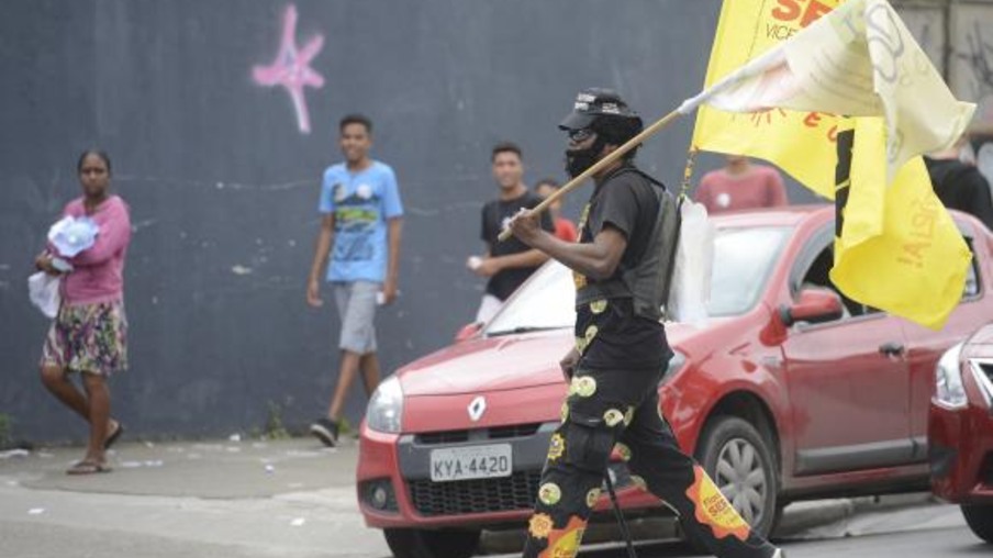 POLÍTICA: Propaganda ilegal e boca de urna predominam em Niterói