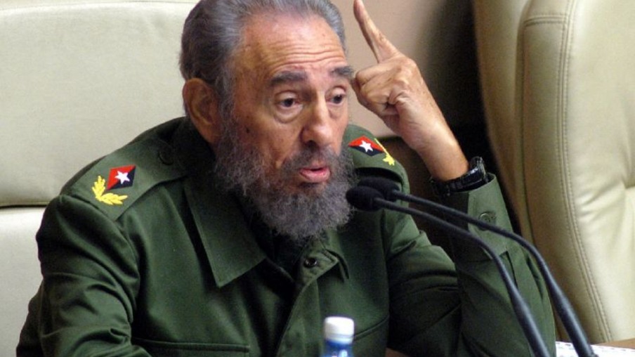 MUNDO: Fidel Castro morre em Cuba aos 90 anos de idade