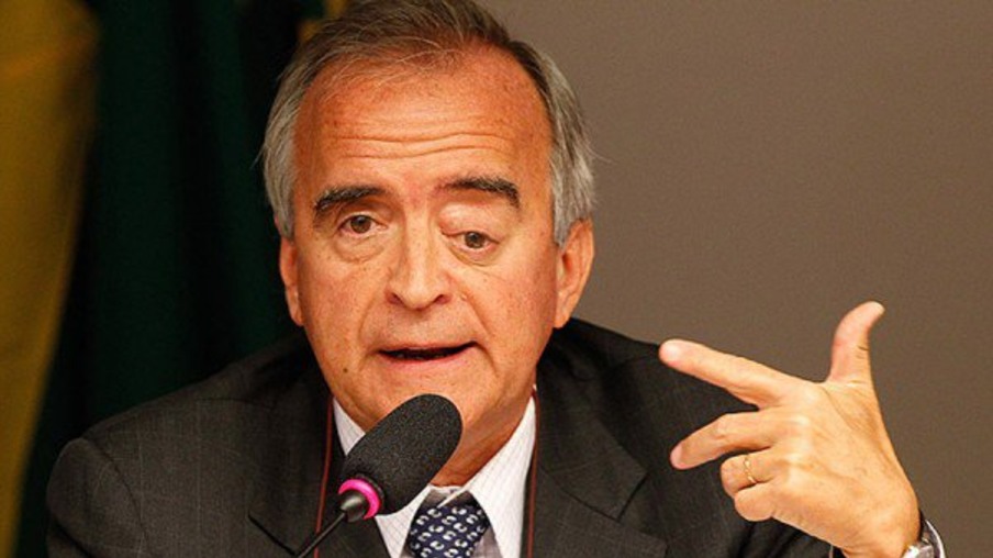 POLÍTICA: Cerveró diz que repassou propina a senadores do PMDB para ficar no cargo