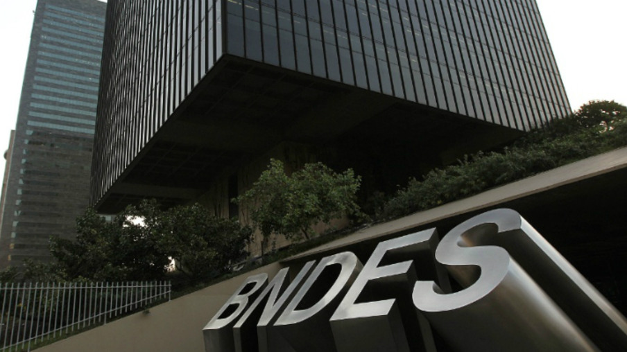 ECONOMIA: BNDES anuncia pacote para facilitar crédito a pequenas empresas