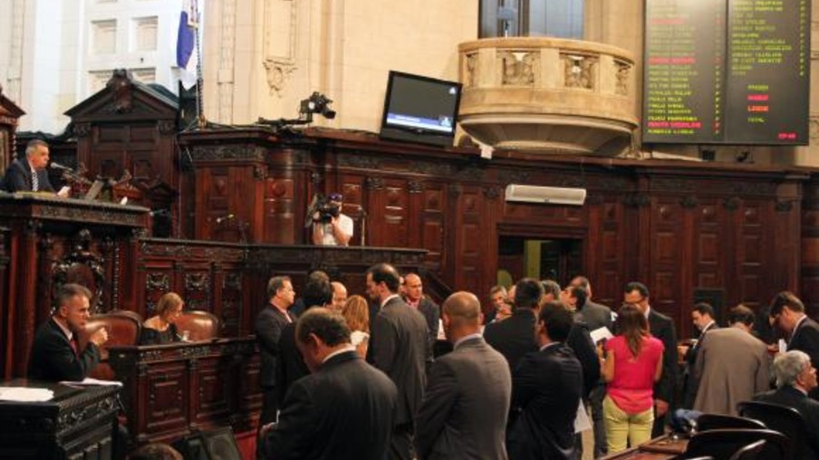 POLÍTICA: Pacote de medidas do governo fluminense começa a ser votado nesta semana