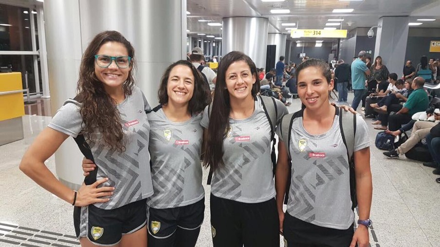 ESPORTES: 4 atletas do Niterói Rugby embarcaram ontem com a Seleção Brasileira para Sydney
