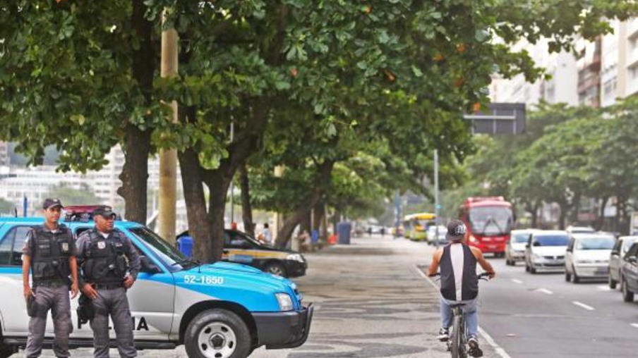 POLÍTICA: Prefeitura de Niterói paga nesta quinta gratificação de R$ 3,5 mil para agentes das forças de segurança