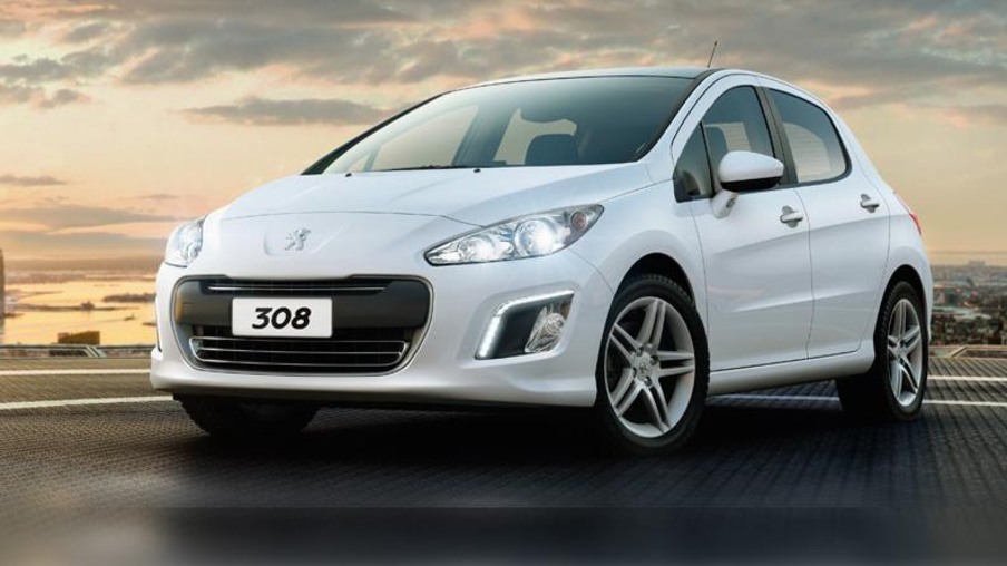 PAÍS: Peugeot convoca recall de modelos 308 e 408 flex