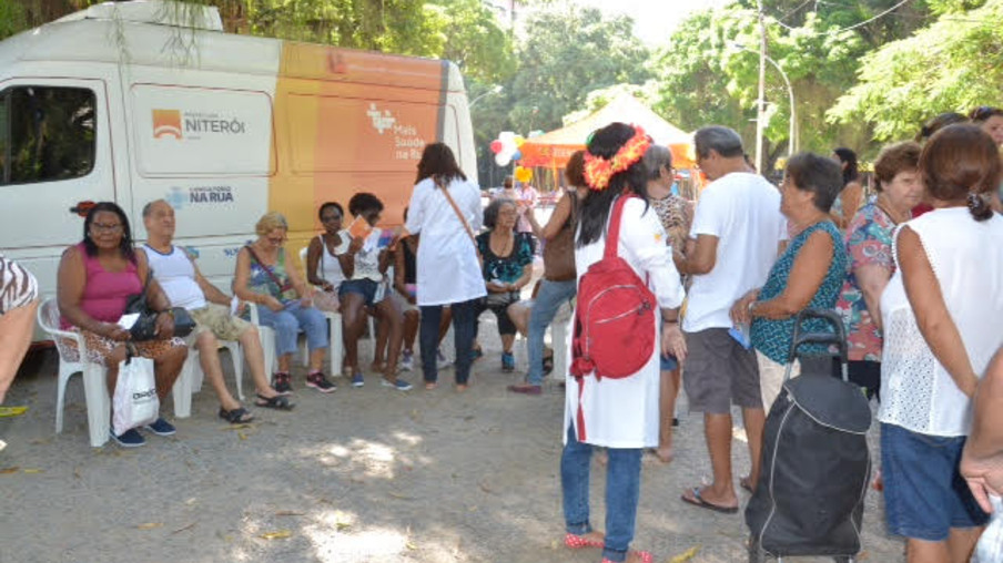 SAÚDE: Campo de São Bento e Horto do Fonseca recebem a ação Saúde e Folia
