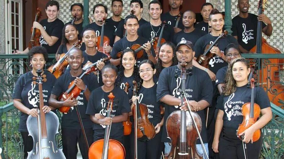 CULTURA: Orquestra de Cordas da Grota: "Do Barroco ao Barraco" amanhã no Espaço Cultural BNDES