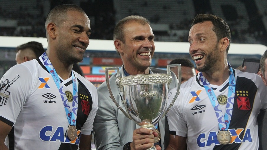 ESPORTES: Vasco vence Botafogo e leva título da Taça Rio