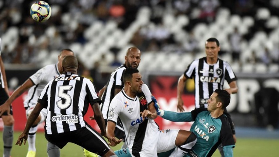 ESPORTES: Vasco enfrenta Botafogo em disputa do título da Taça Rio
