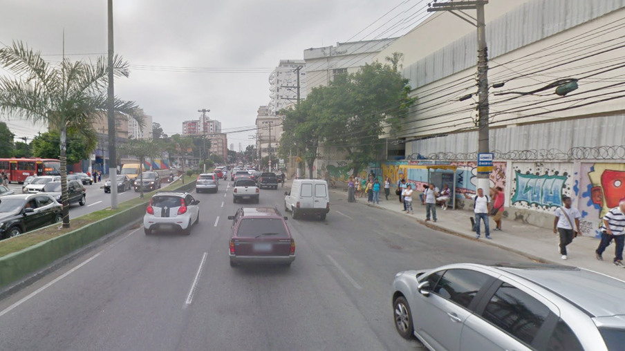 CIDADE: Mudança em ponto de ônibus na Rua Marquês do Paraná