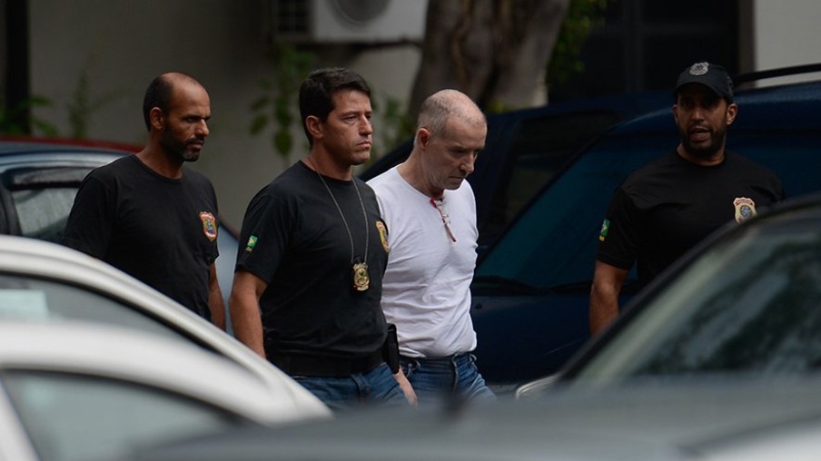 POLÍTICA: Janot quer impedimento de Gilmar Mendes e volta de Eike à prisão