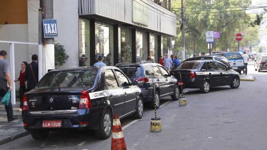 GERAL: Agendamento e vistoria de taxistas em Niterói começa na próxima quinta-feira
