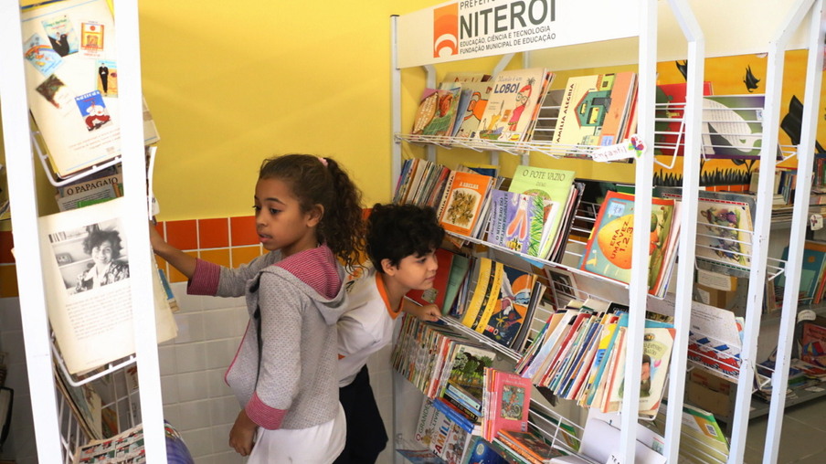EDUCAÇÃO: Niterói terá bibliotecas escolares em todas as unidades da rede municipal até 2020