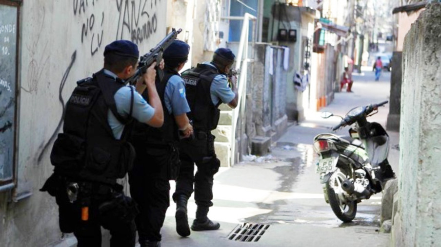 Chega a 88 o número de policiais mortos desde o início do ano no Rio
