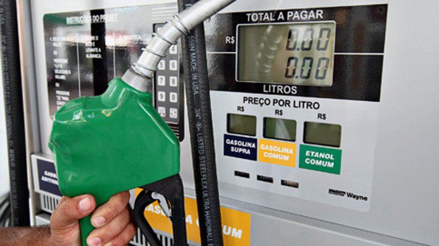 Petrobras diz que variação dos combustíveis é resultado de aumento de tributos