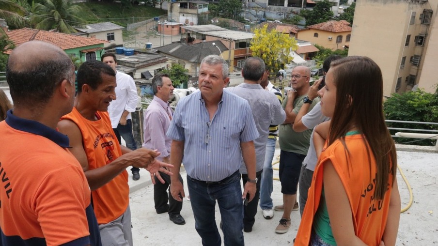 Secretários realizam vistoria em obras de contenção de encosta no Beltrão