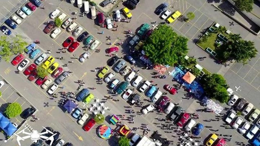 Itaipu Multicenter recebe Encontro de Carros Antigos neste domingo(22)