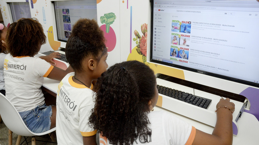 Escola Municipal no Bairro de Fátima recebe projeto Escolas Criativas