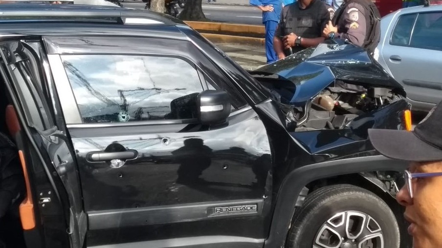 Tiroteio e perseguição assustam motoristas em Niterói