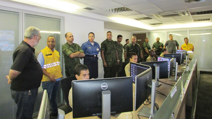 Militares da Base Naval de Mocanguê visitam o CISP