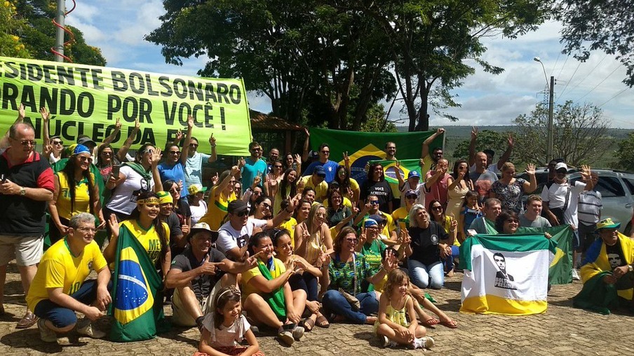 Eleitores de Bolsonaro já se reúnem em Brasília
