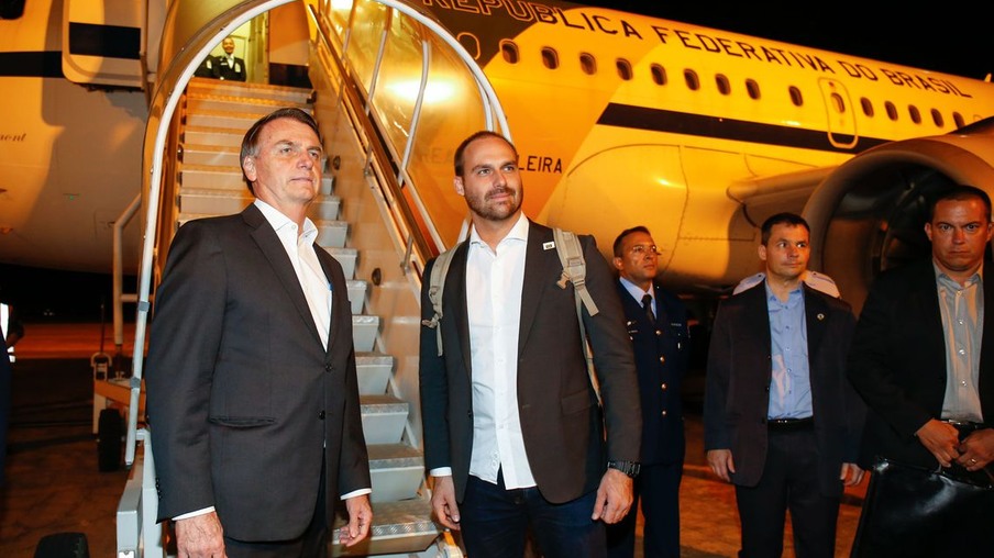 Presidente da República, Jair Bolsonaro, embarca para Davos, Suiça.