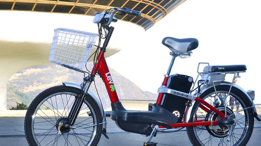 Lev e Enel apresentam serviço de aluguel de bikes elétricas em Niterói