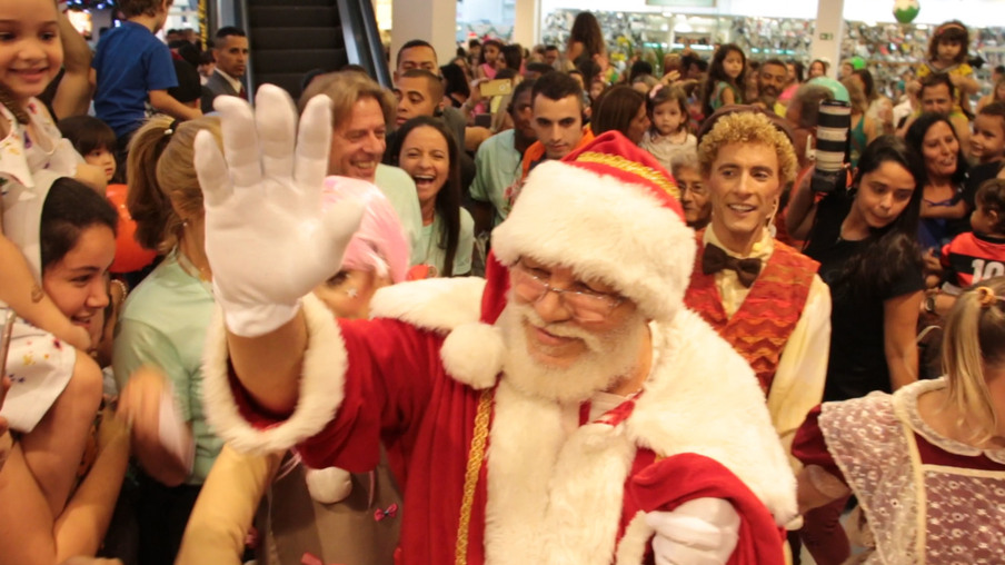 Papai Noel chega ao Shopping Itaipu Multicenter