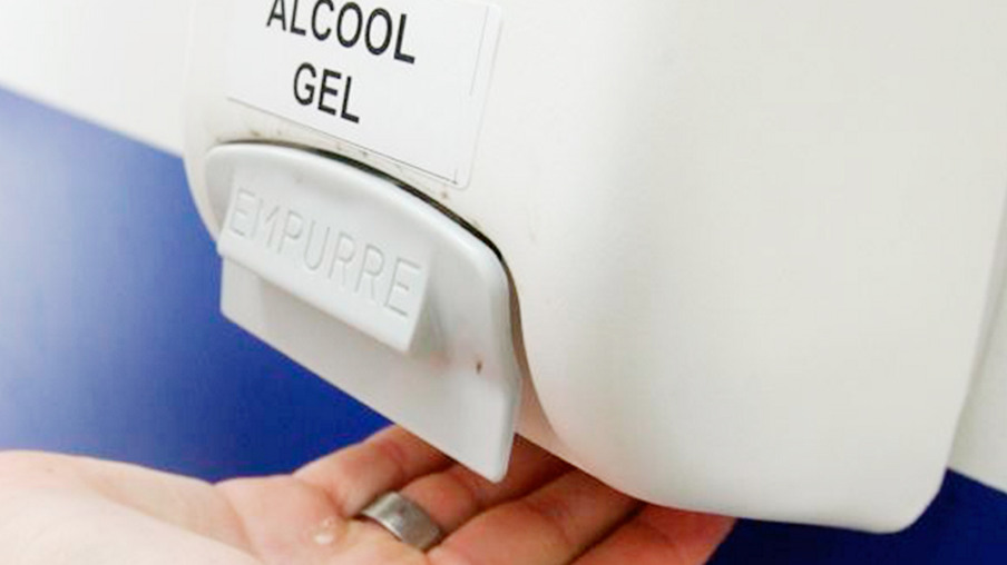 Aprovada obrigatoriedade de álcool gel para transporte público