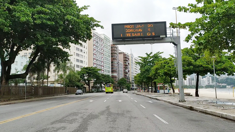 Operação Réveillon: Prefeitura proíbe estacionamento na Praia de Icaraí