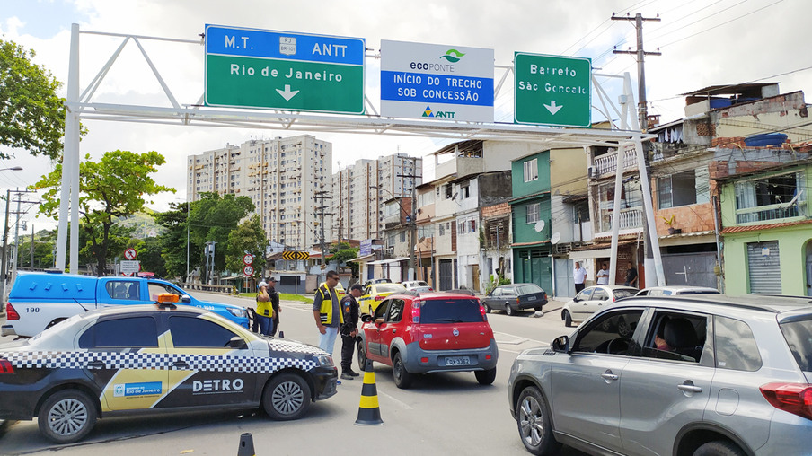Niterói suspende circulação de táxis entre cidades vizinhas e reduz ônibus
