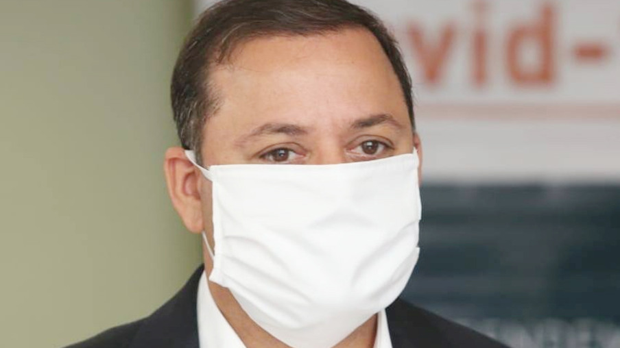 Rodrigo Neves diz que você pode fazer a sua máscara com fronha ou camisa