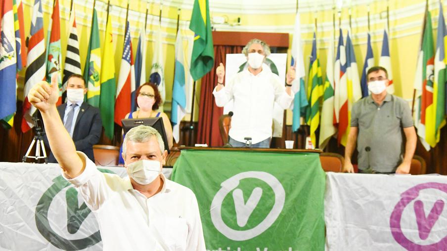 PV anuncia apoio à chapa apadrinhada por Rodrigo Neves