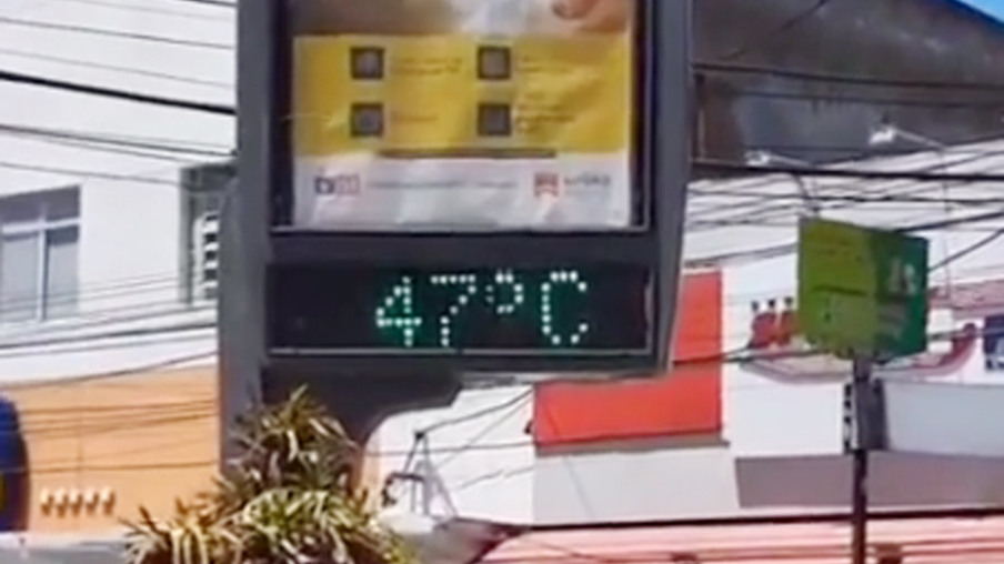 Termômetro de rua marca 47°C em Niterói
