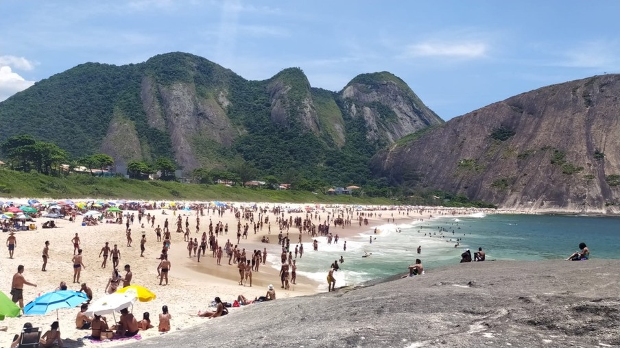 Prefeitura promete intensificar fiscalização nos acessos às praias de Itaipu e Itacoatiara