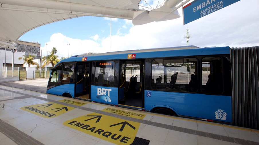 BRT paralisa serviços nesta segunda