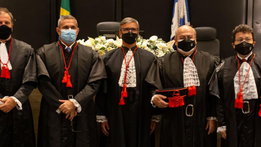 TJRJ: Órgão Especial promove quatro magistrados ao cargo de desembargador