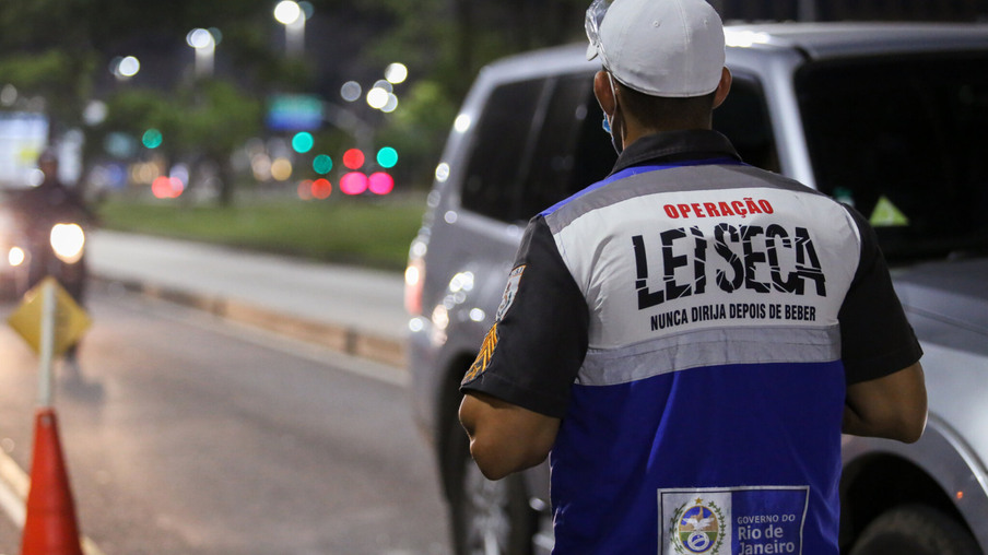 Operação Lei Seca retira das ruas em maio 1,1 mil motoristas embriagados